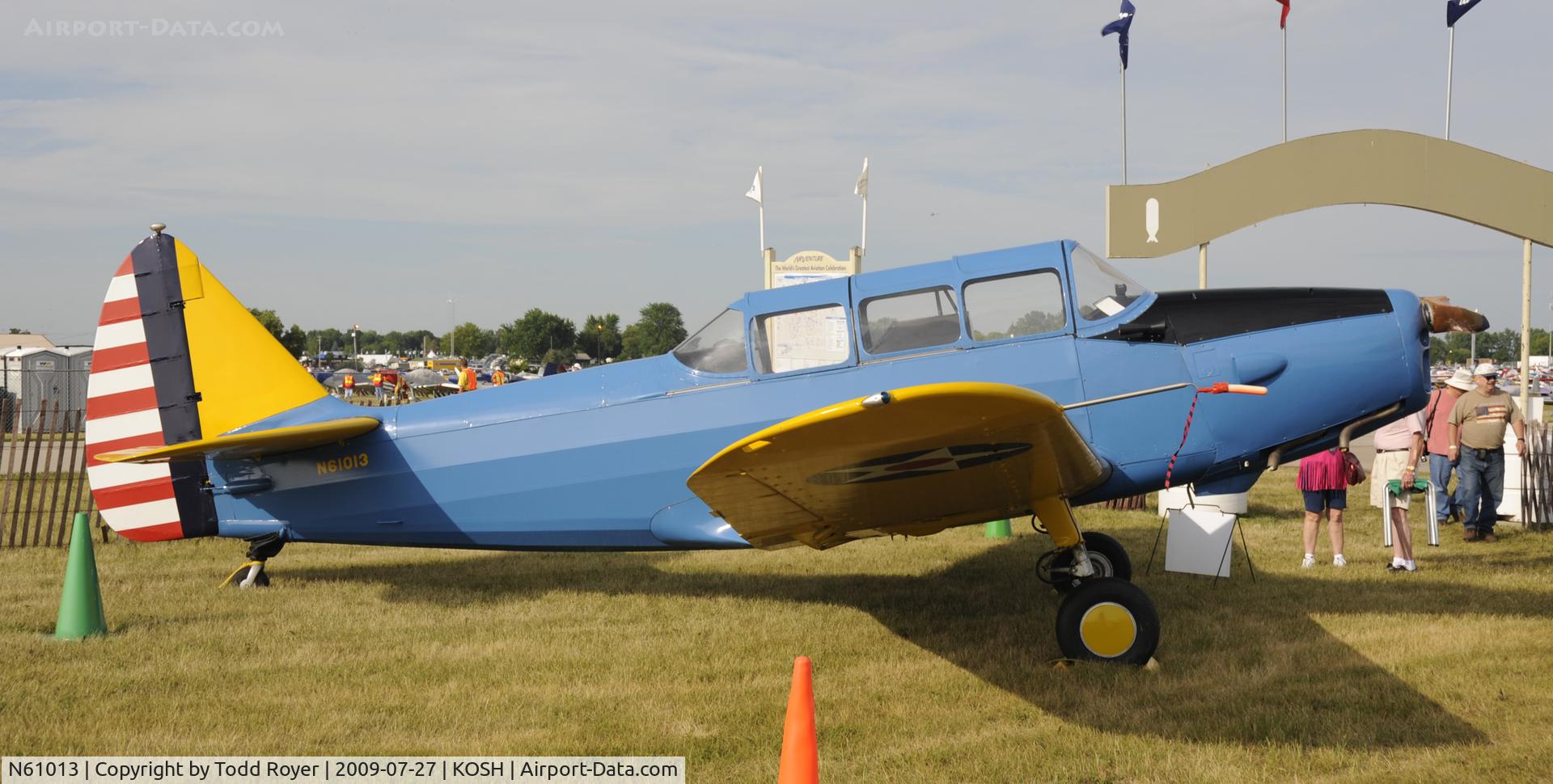 N61013, 1944 Fairchild M-62A Cornell C/N T43-7240, EAA AIRVENTURE 2009