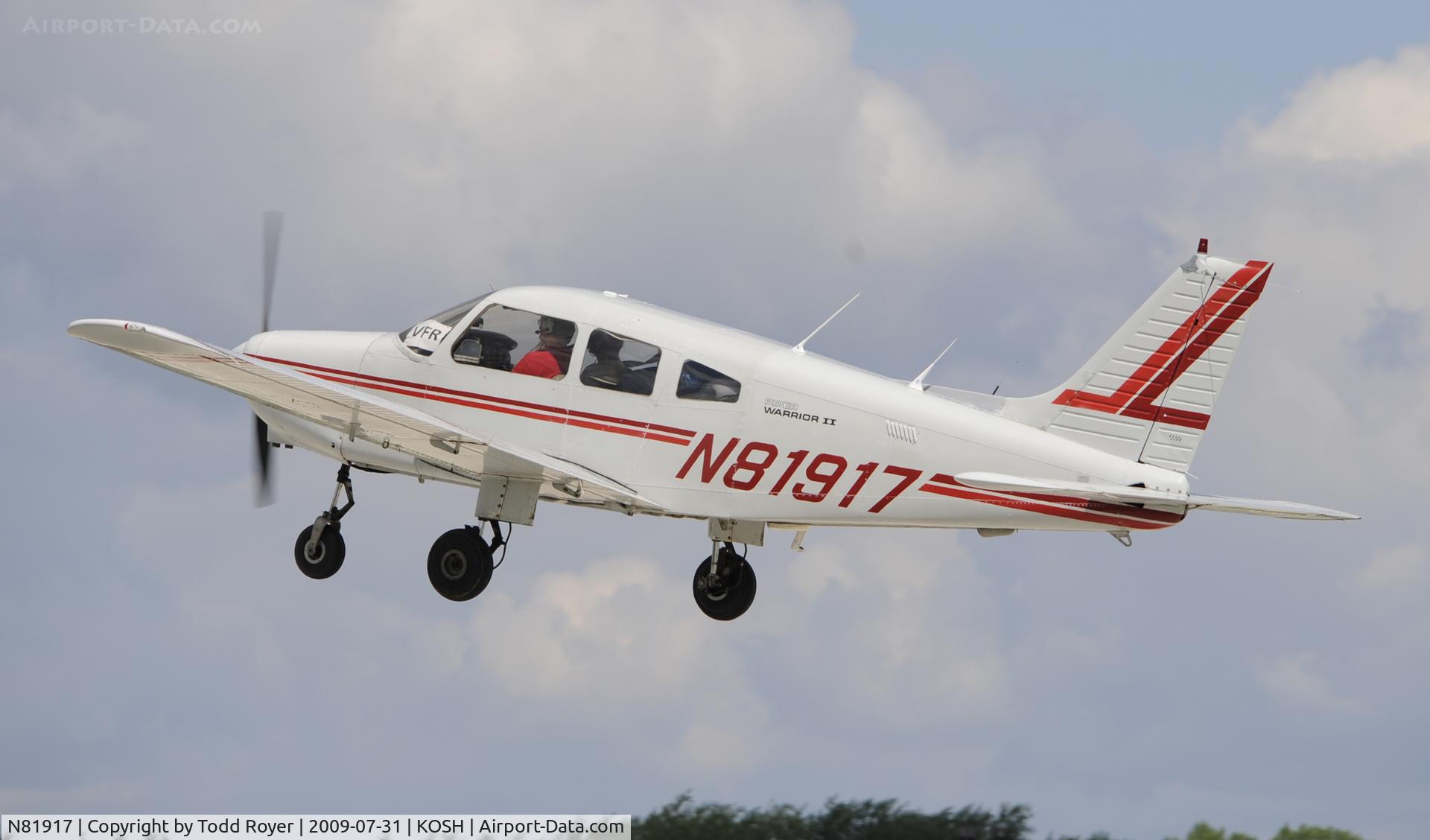 N81917, 1982 Piper PA-28-161 C/N 28-8216139, EAA AIRVENTURE 2009
