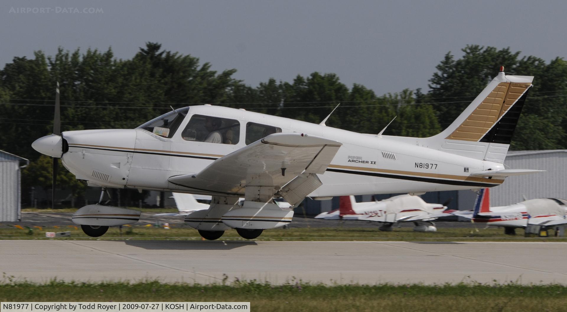 N81977, 1980 Piper PA-28-181 C/N 28-8090292, EAA AIRVENTURE 2009