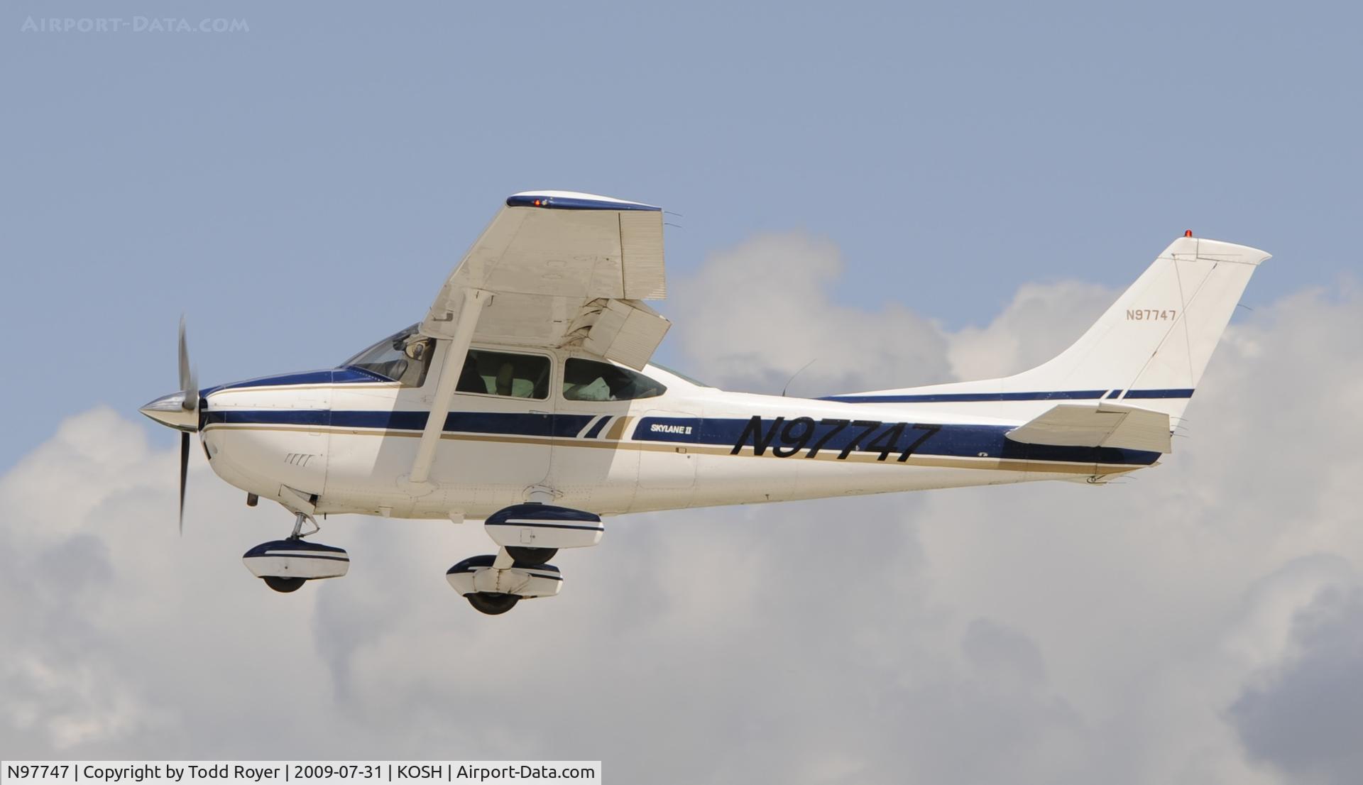 N97747, 1979 Cessna 182Q Skylane C/N 18267182, EAA AIRVENTURE 2009