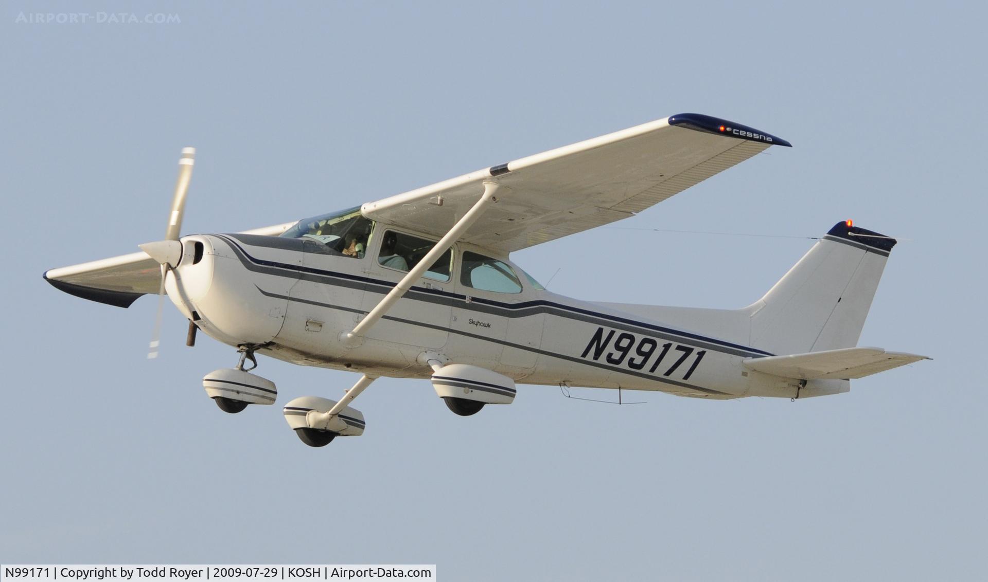 N99171, 1985 Cessna 172P C/N 17276414, EAA AIRVENTURE 2009