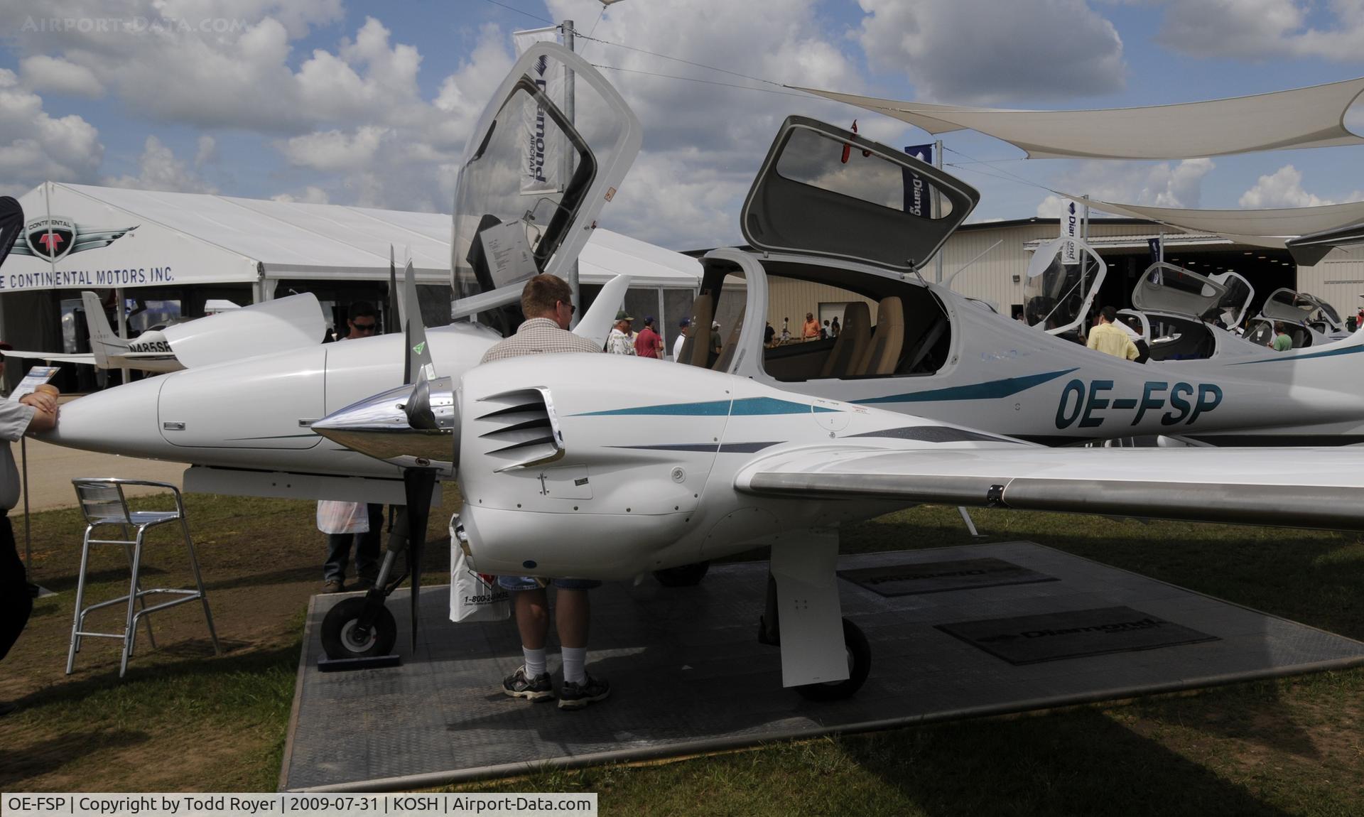 OE-FSP, 2009 Diamond DA-42NG Twin Star C/N 42.286, EAA AIRVENTURE 2009