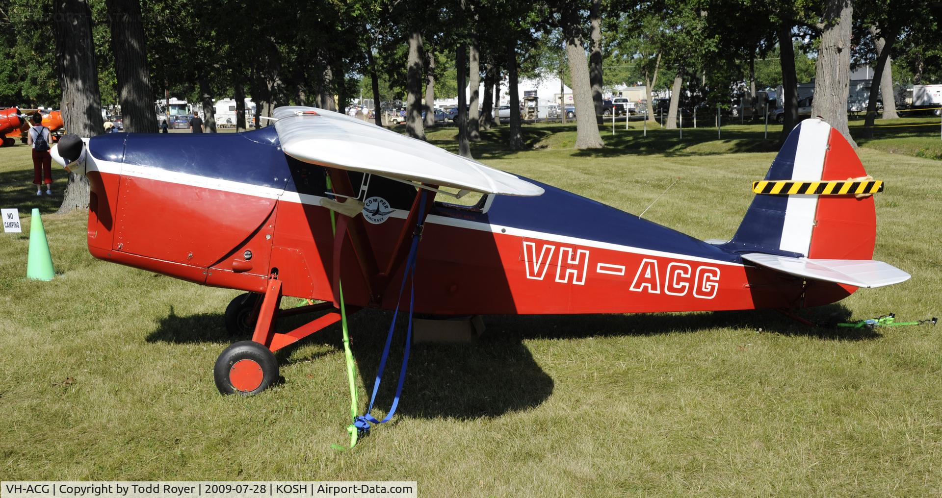 VH-ACG, 1932 Comper CLA-7 Swift C/N GS32/2, EAA AIRVENTURE 2009