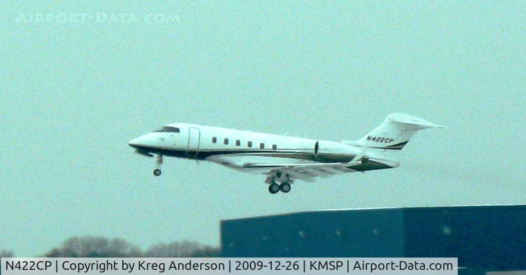 N422CP, 2005 Bombardier Challenger 300 (BD-100-1A10) C/N 20061, Departing MSP on runway 34.