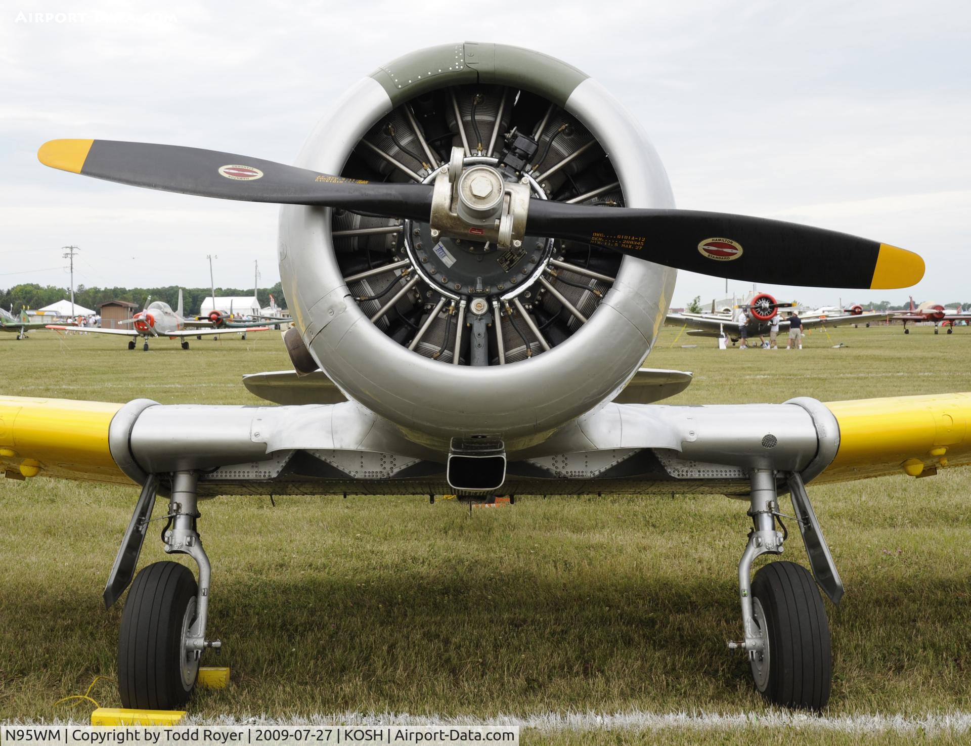 N95WM, 1943 North American AT-6D Texan C/N 8815597, EAA AIRVENTURE 2009