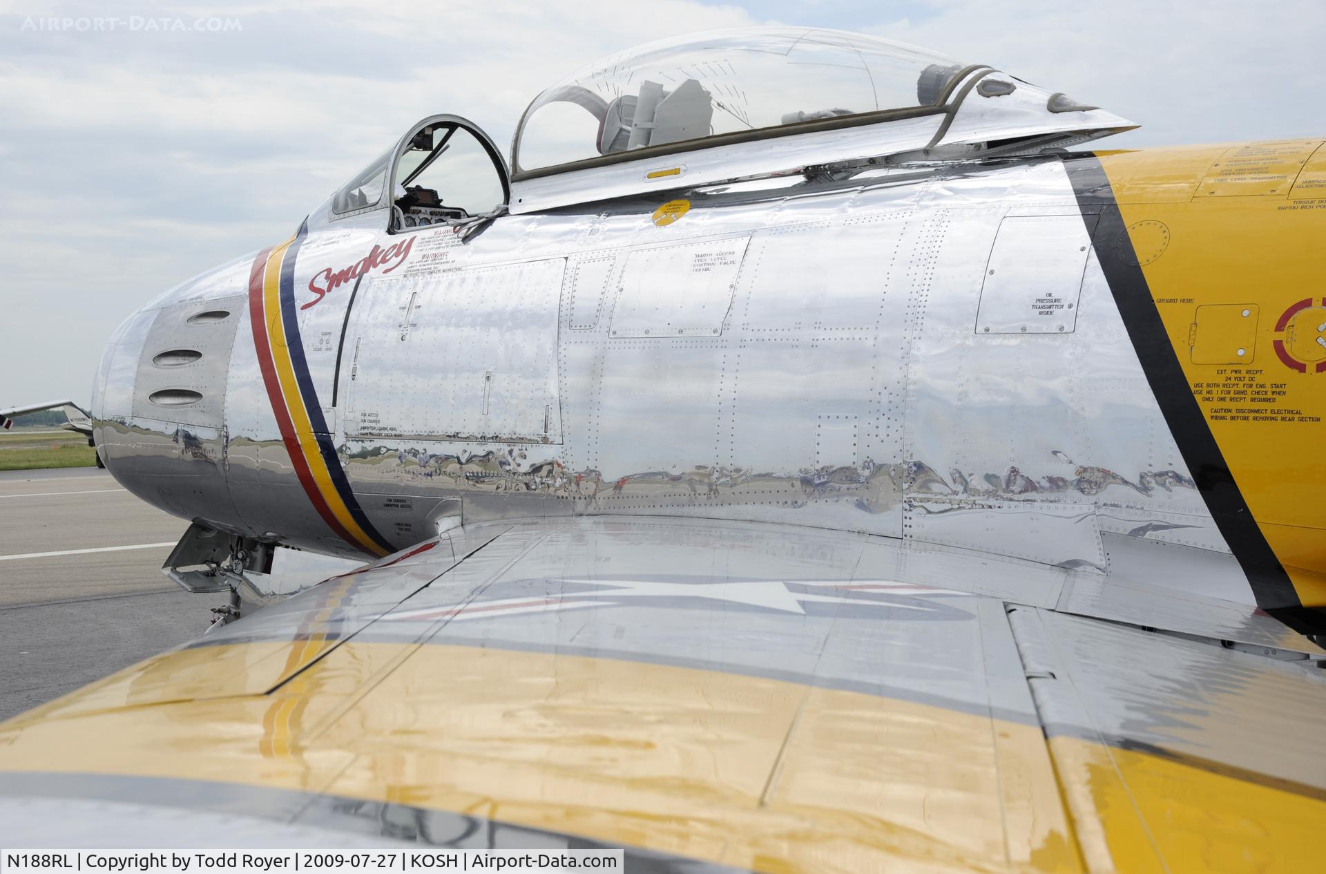 N188RL, 1952 North American F-86F Sabre C/N 191-682, EAA AIRVENTURE 2009