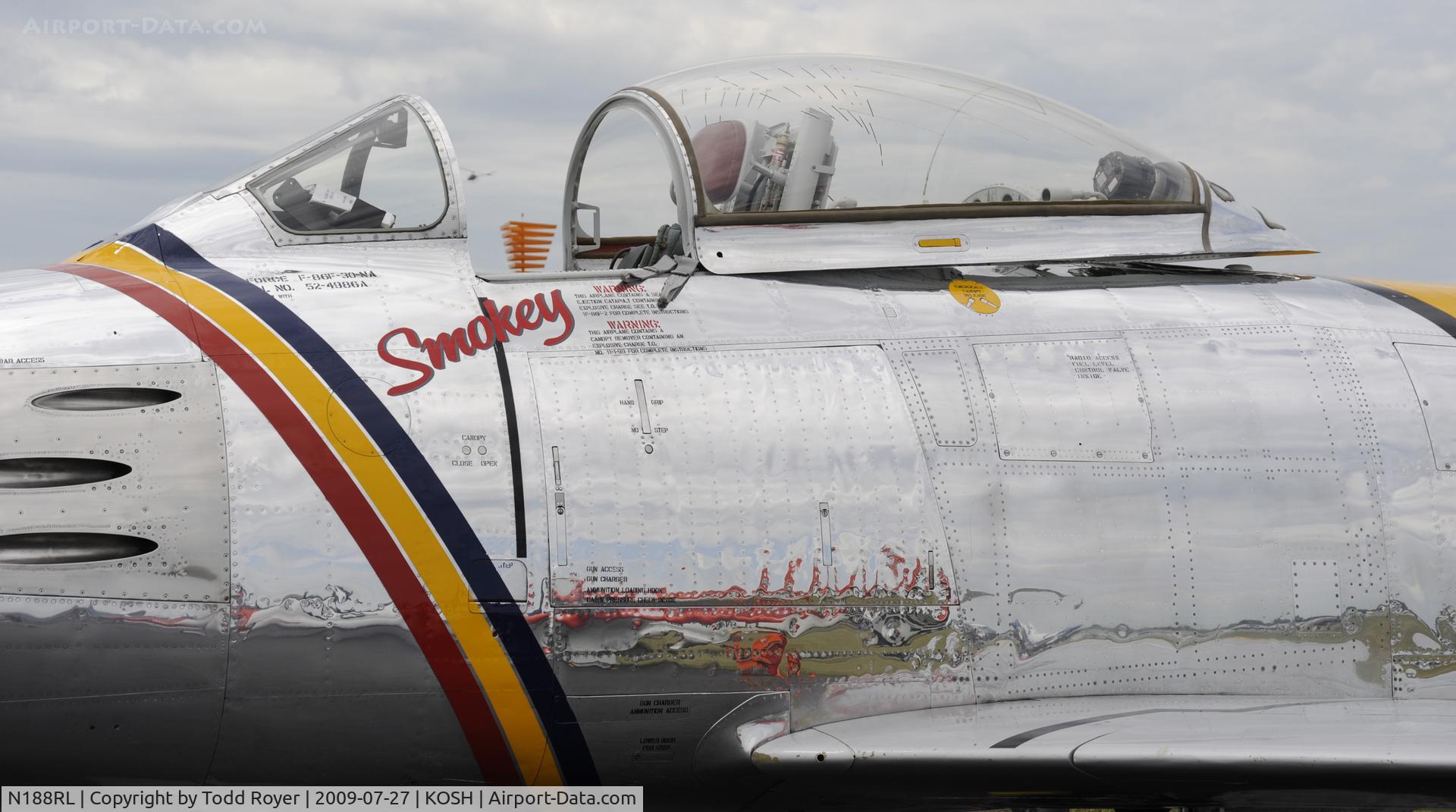N188RL, 1952 North American F-86F Sabre C/N 191-682, EAA AIRVENTURE 2009
