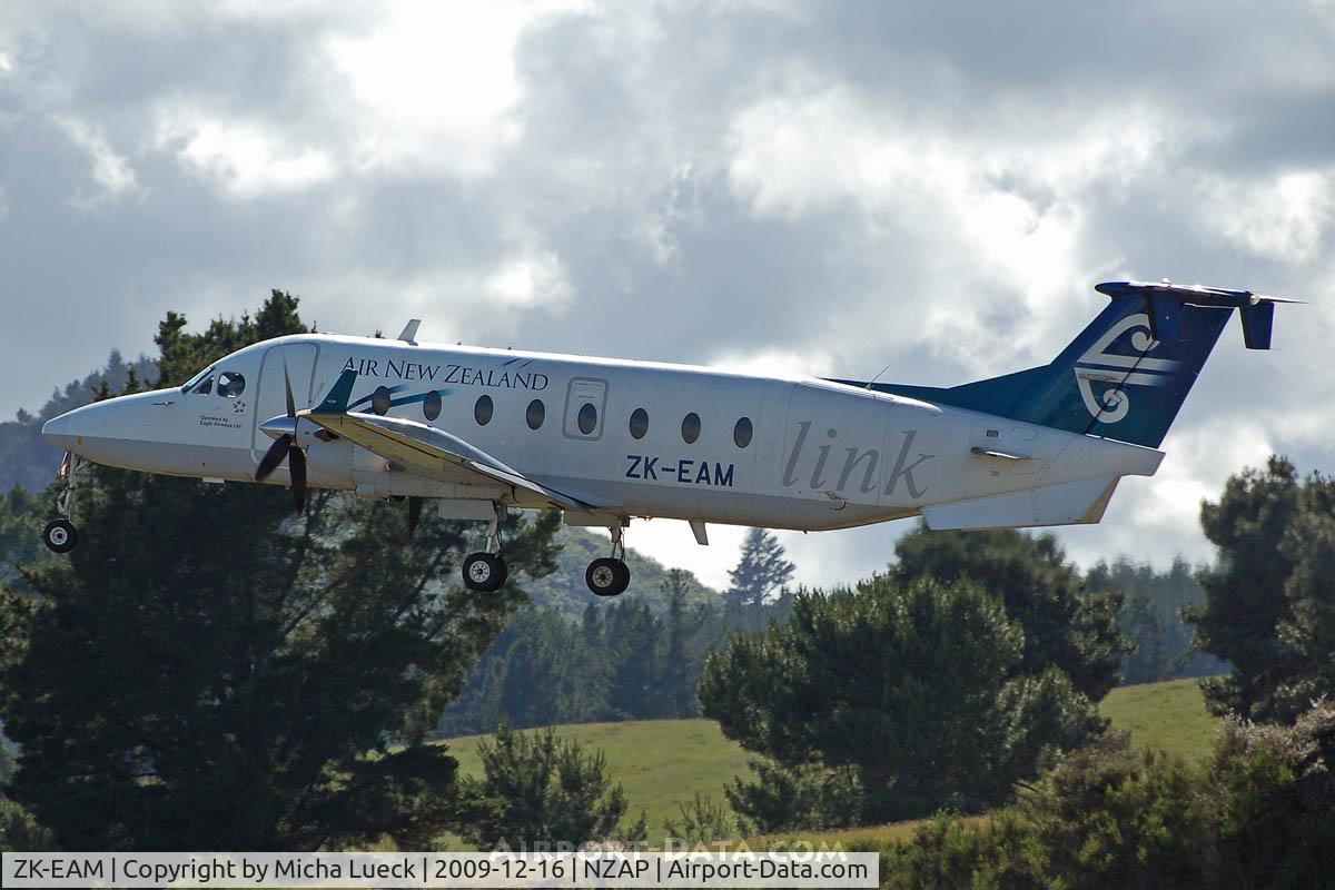 ZK-EAM, 2002 Beech 1900D C/N UE-436, At Taupo