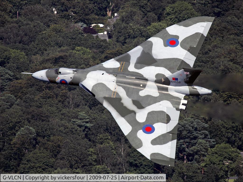 G-VLCN, 1960 Avro Vulcan B.2 C/N Set 12, Vulcan to the sky trust. Windermere Air Show 2009.