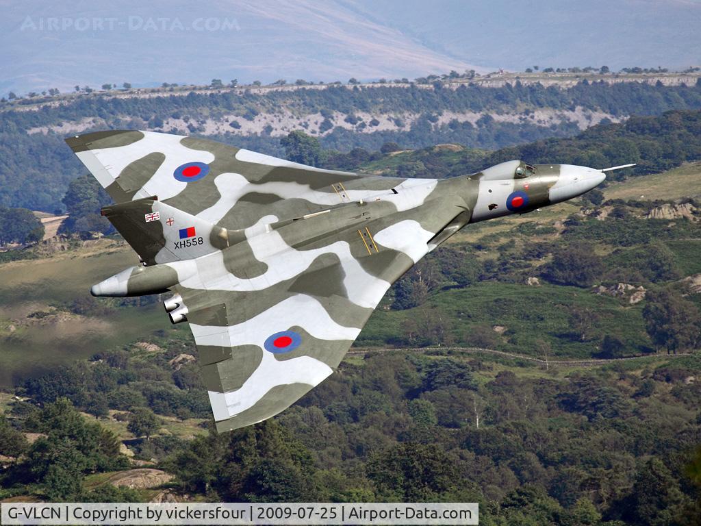 G-VLCN, 1960 Avro Vulcan B.2 C/N Set 12, Vulcan to the sky trust. Windermere Air Show 2009.