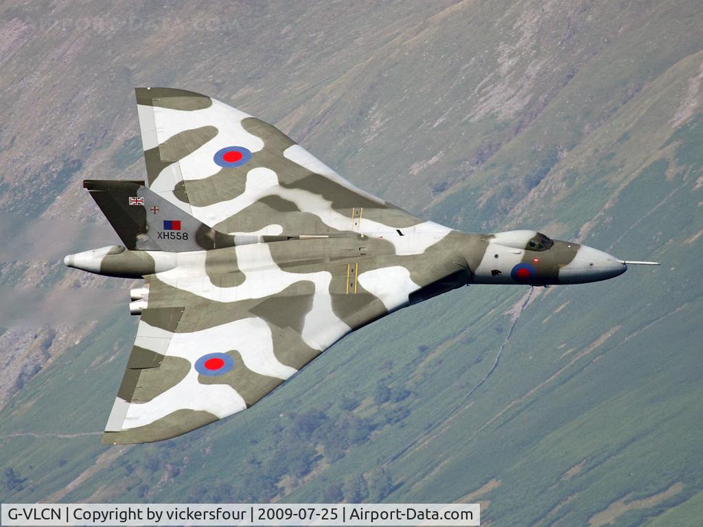 G-VLCN, 1960 Avro Vulcan B.2 C/N Set 12, Vulcan to the sky trust. Windermere Air Show 2009.