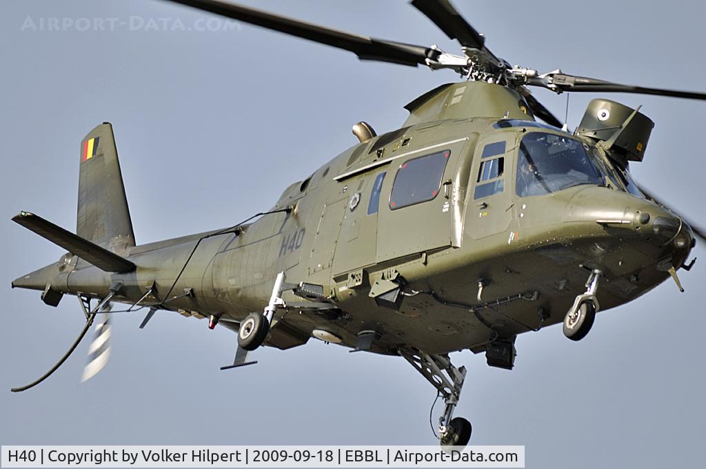H40, Agusta A-109BA C/N 0340, at EBBL