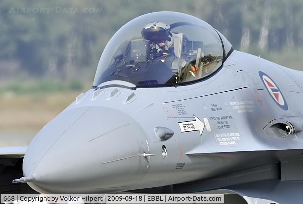 668, Fokker F-16AM Fighting Falcon C/N 6K-40, at EBBL