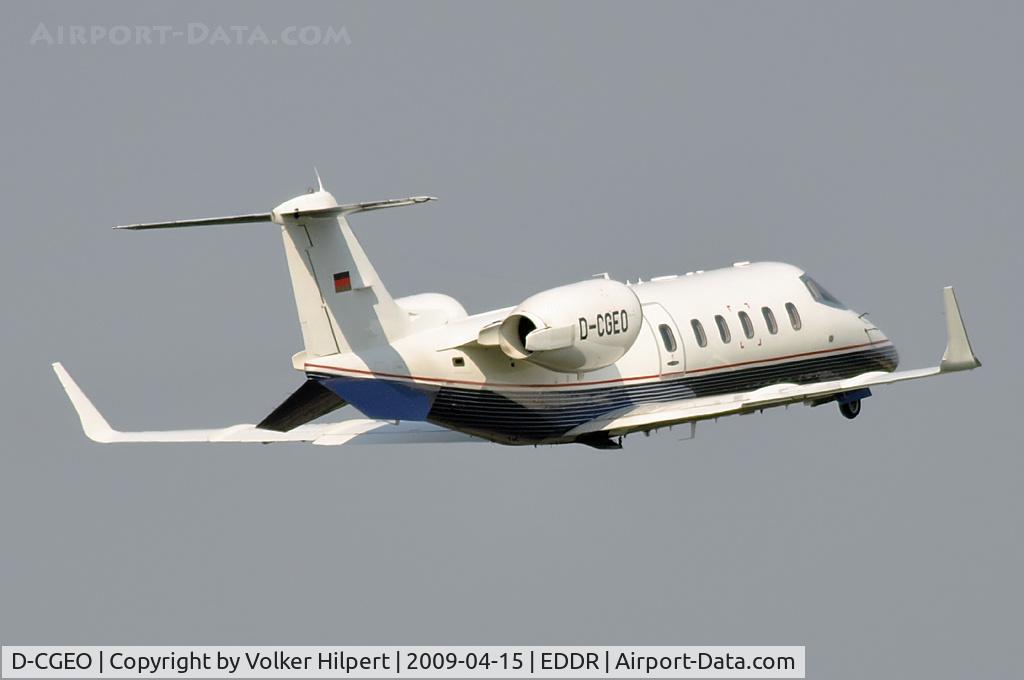 D-CGEO, 1999 Learjet 60 C/N 60-160, at scn