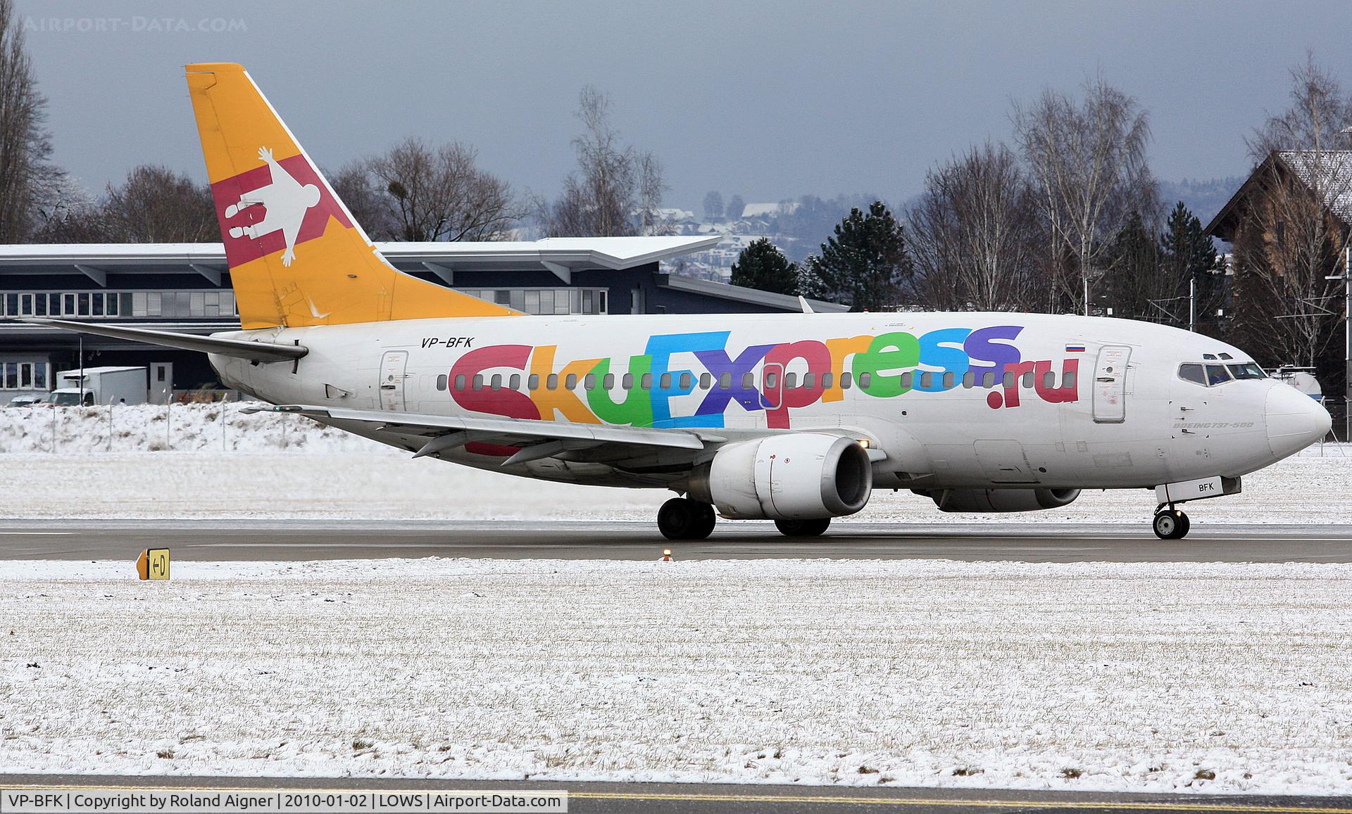 VP-BFK, 1990 Boeing 737-5L9 C/N 24928, .