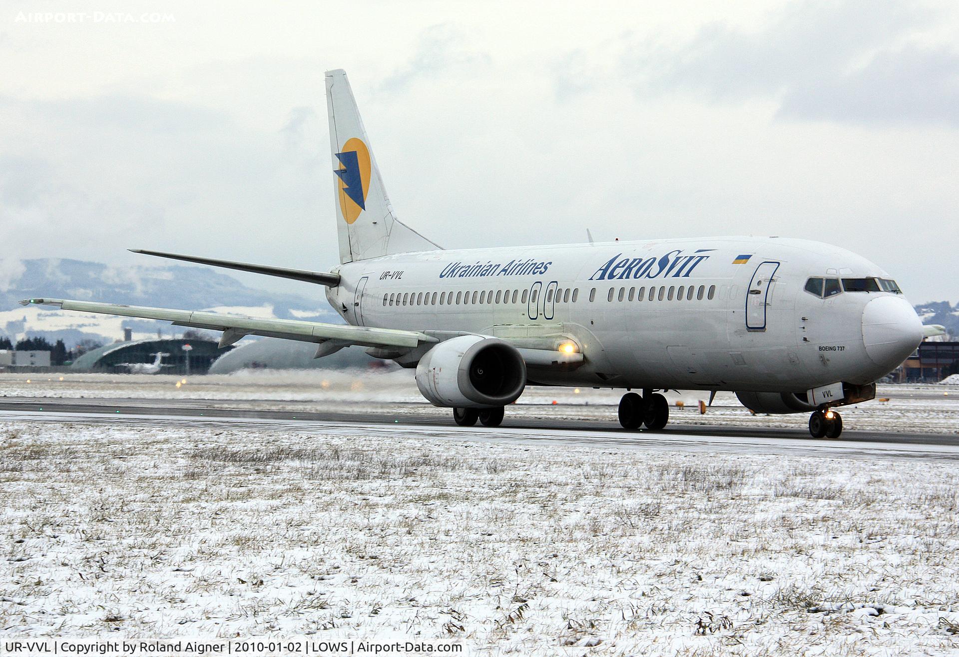 UR-VVL, Boeing 737-448 C/N 25052/2036, .