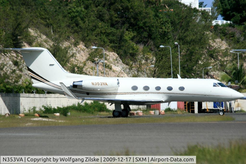 N353VA, 1982 Gulfstream Aerospace G-1159A Gulfstream III C/N 371, visitor