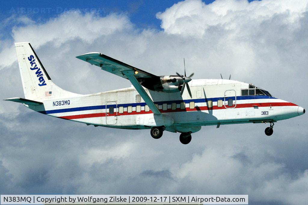 N383MQ, 1986 Short SD3-60-200 C/N SH3706, visitor