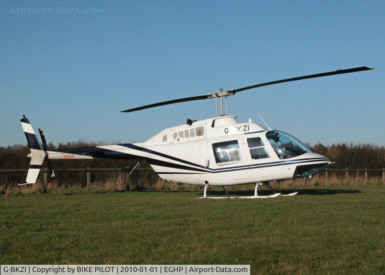 G-BKZI, 1967 Bell 206B JetRanger III C/N 118, NEW YEARS DAY FLY-IN
