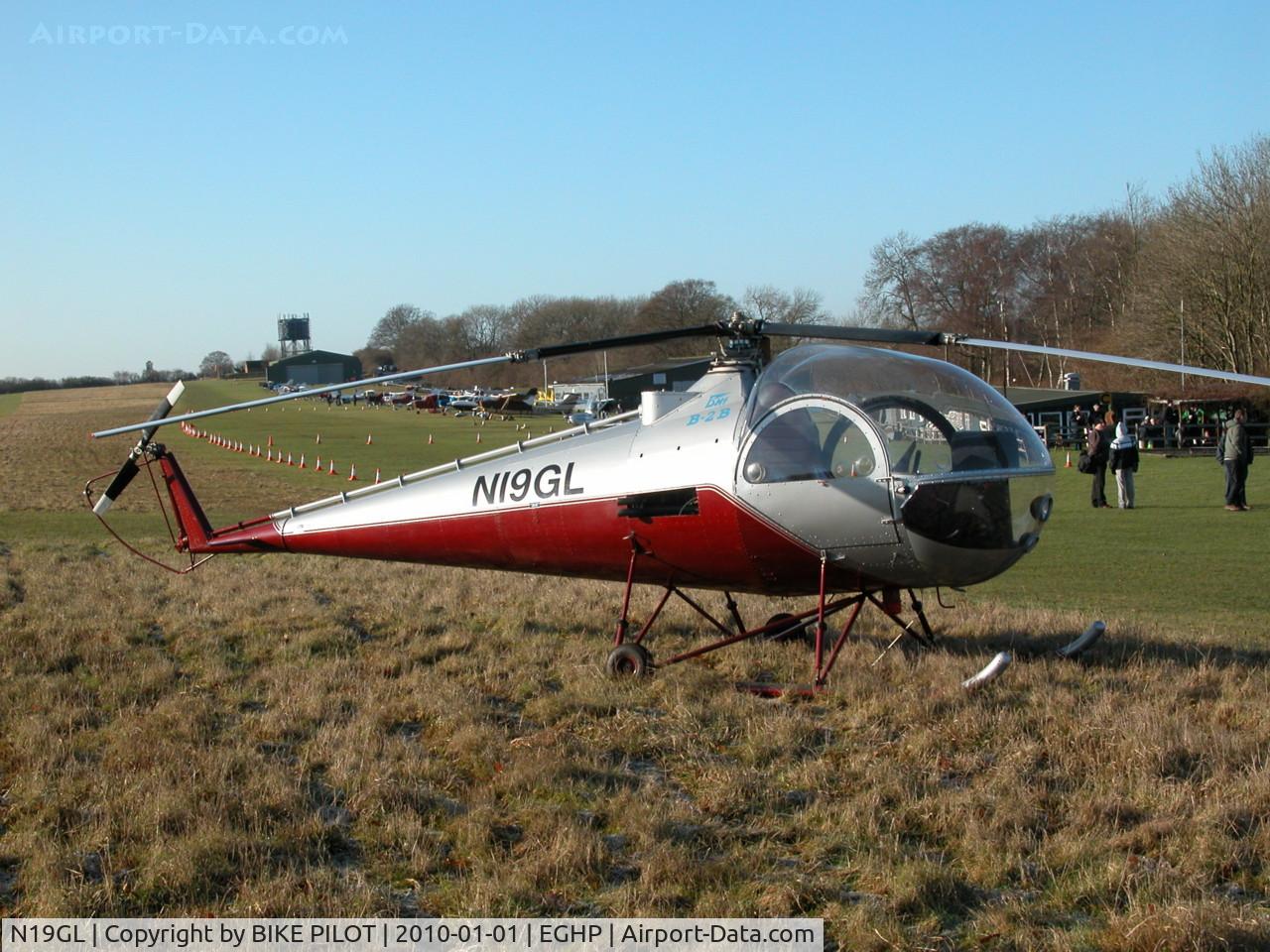 N19GL, 1992 Brantly B-2B C/N 2004, NEW YEARS DAY FLY-IN