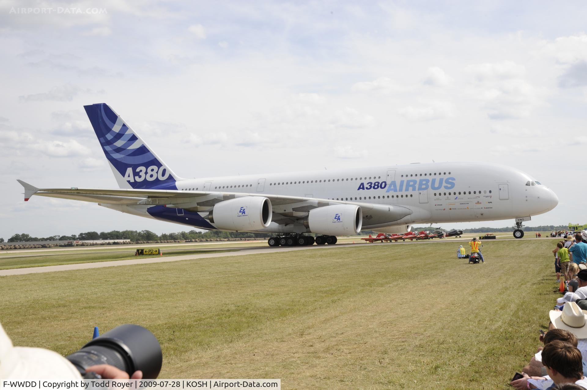 F-WWDD, 2005 Airbus A380-861 C/N 004, EAA AIRVENTURE 2009