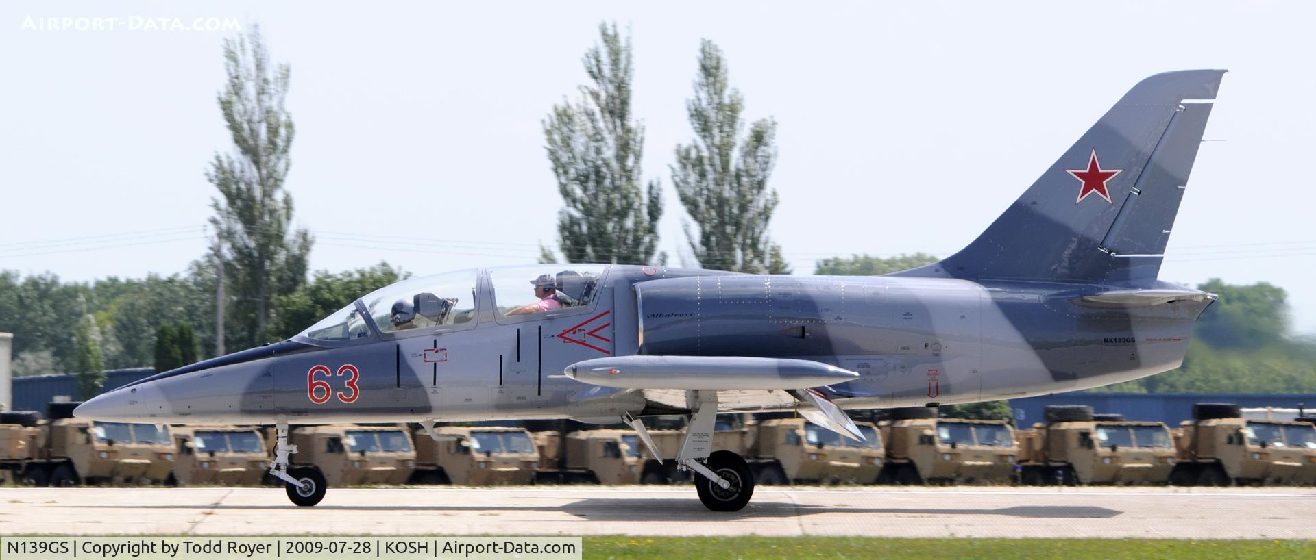N139GS, Aero L-39C Albatros C/N 432833, EAA AIRVENTURE 2009