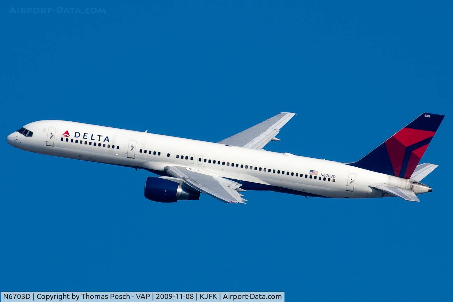 N6703D, 2000 Boeing 757-232 C/N 30234, Delta Airlines