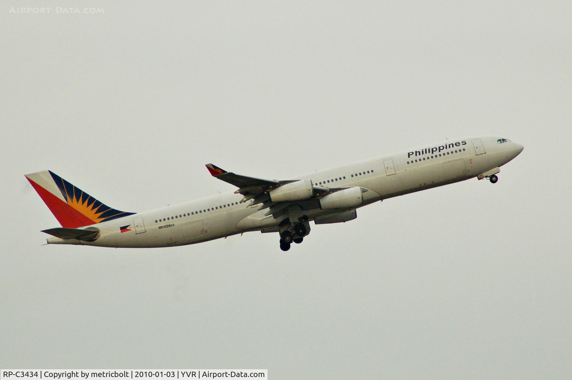 RP-C3434, 1997 Airbus A340-313X C/N 196, takeoff from YVR on a cold Jan. afternoon
