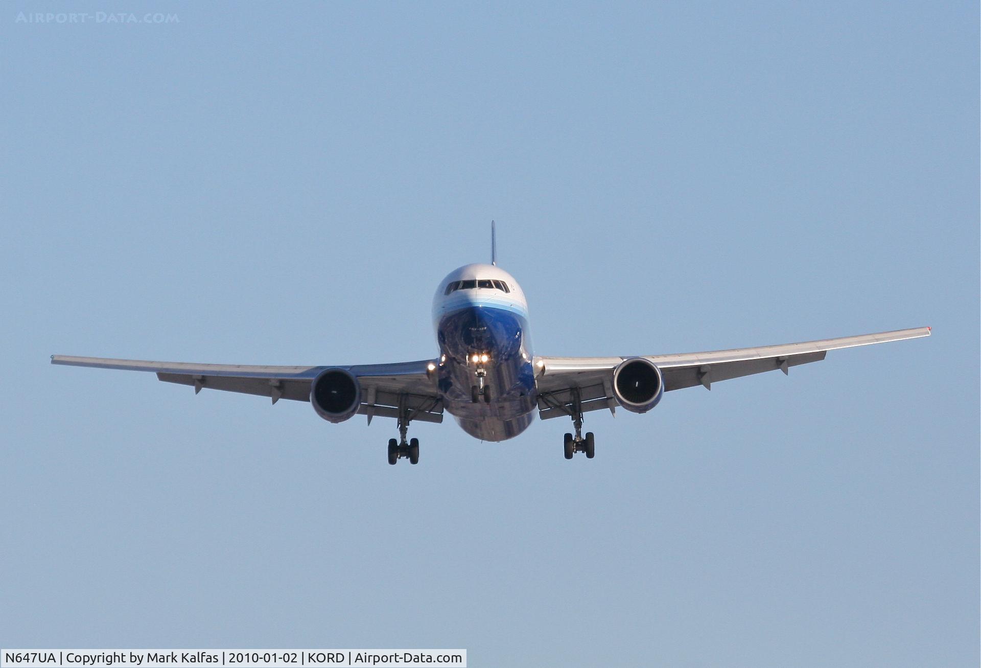 N647UA, 1992 Boeing 767-322 C/N 25284, United Airlines Boeing 767-322, UAL134, arriving 27R from KSFO.