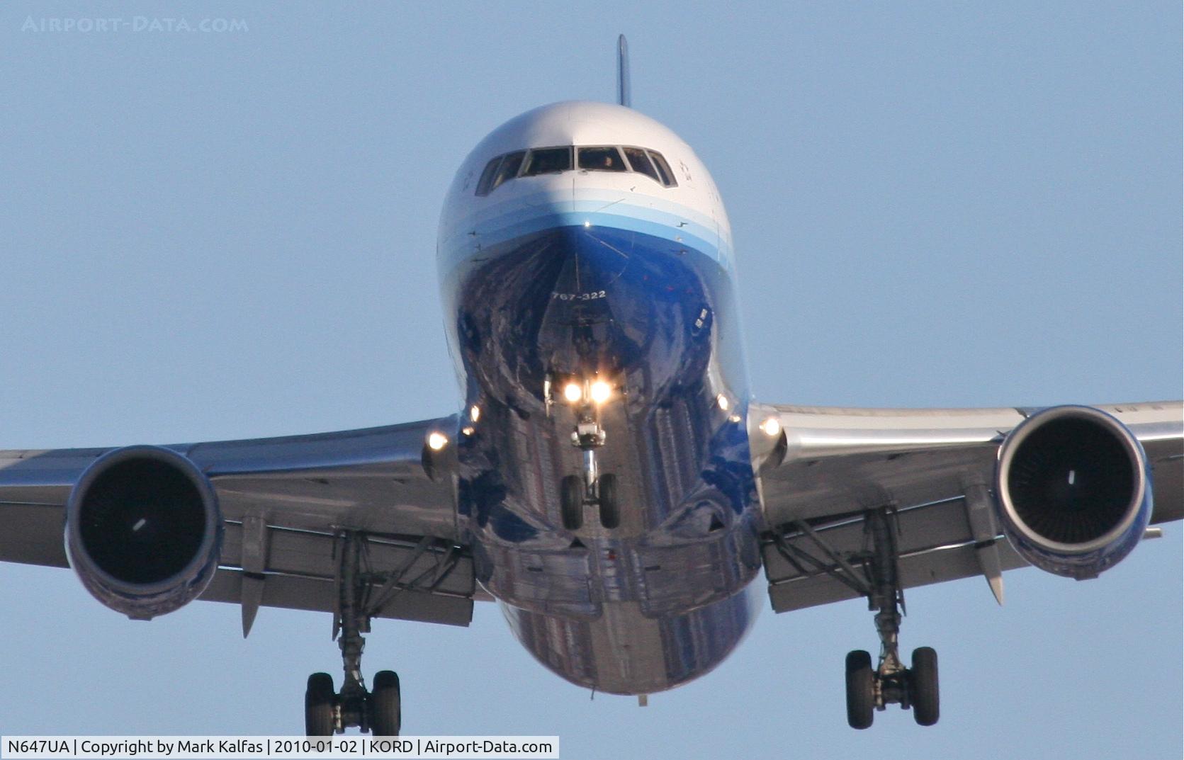 N647UA, 1992 Boeing 767-322 C/N 25284, United Airlines Boeing 767-322, UAL134, arriving 27R from KSFO.