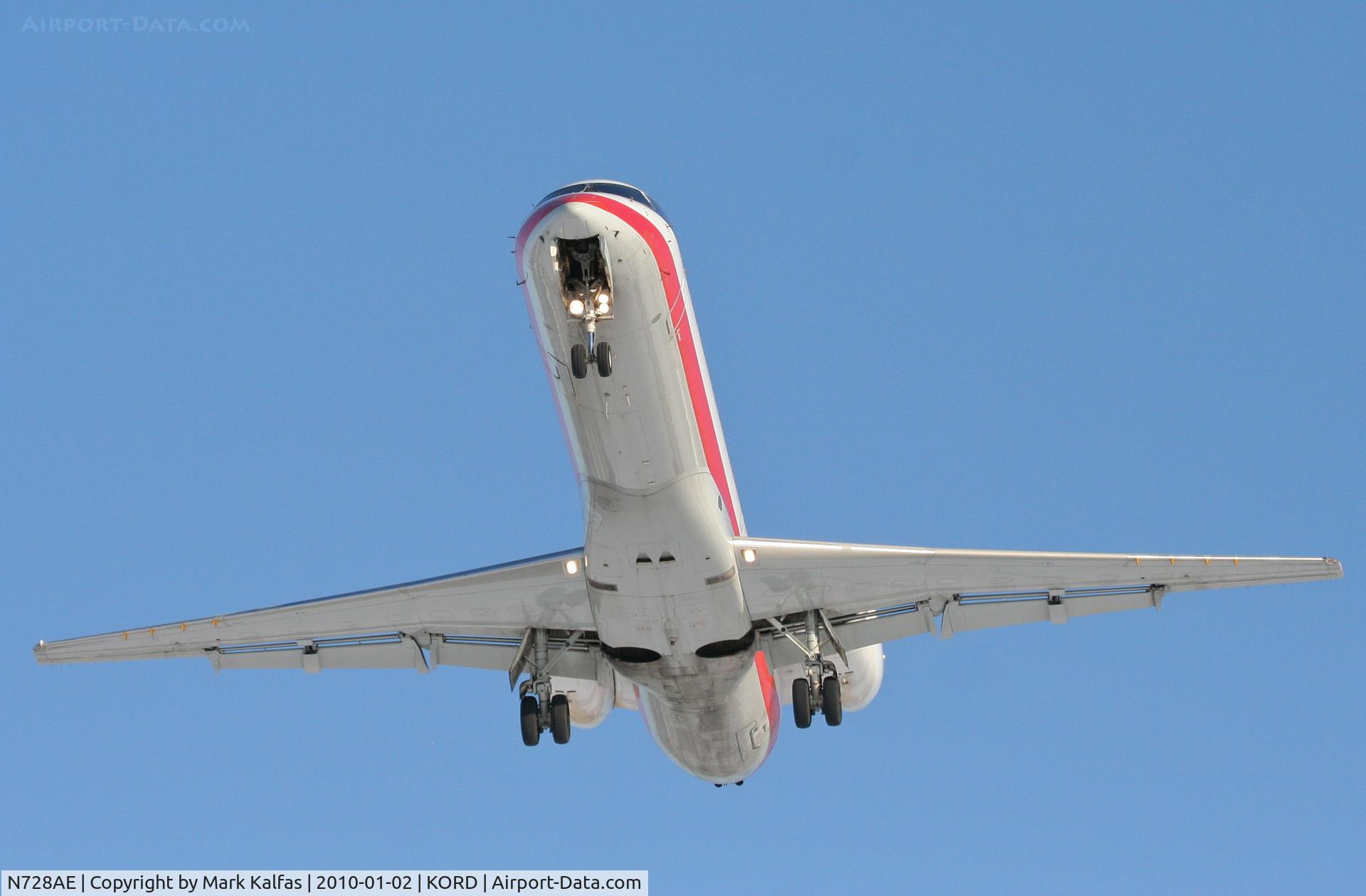 N728AE, 2000 Embraer ERJ-135LR (EMB-135LR) C/N 145328, American Eagle E135, EGF3960, arriving 27R KORD from KPIA.