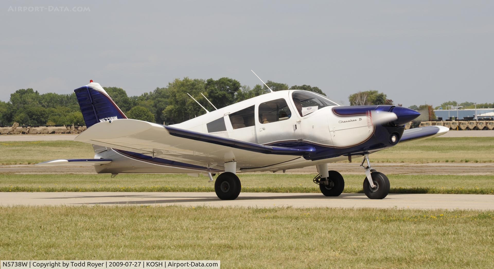 N5738W, 1963 Piper PA-28-150 Cherokee C/N 28-1434, EAA AIRVENTURE 2009