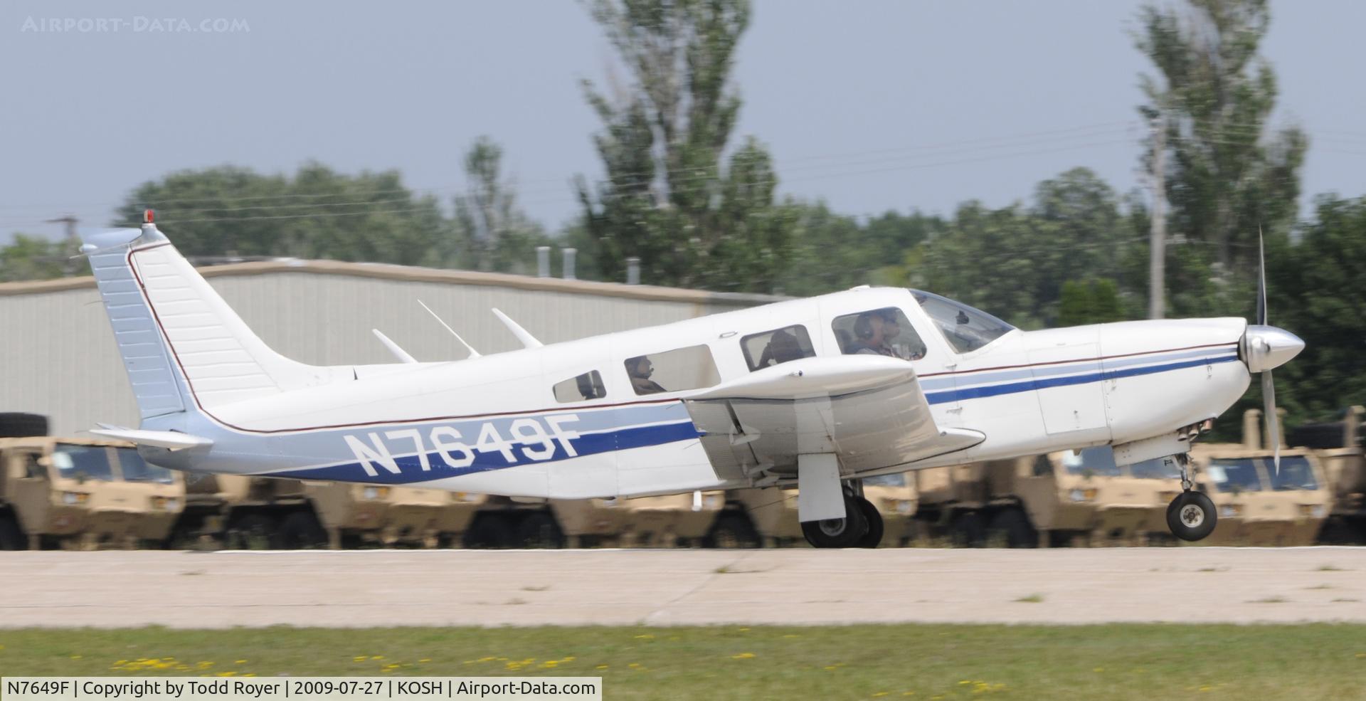 N7649F, Piper PA-32R-300 Cherokee Lance C/N 32R-7780072, EAA AIRVENTURE 2009