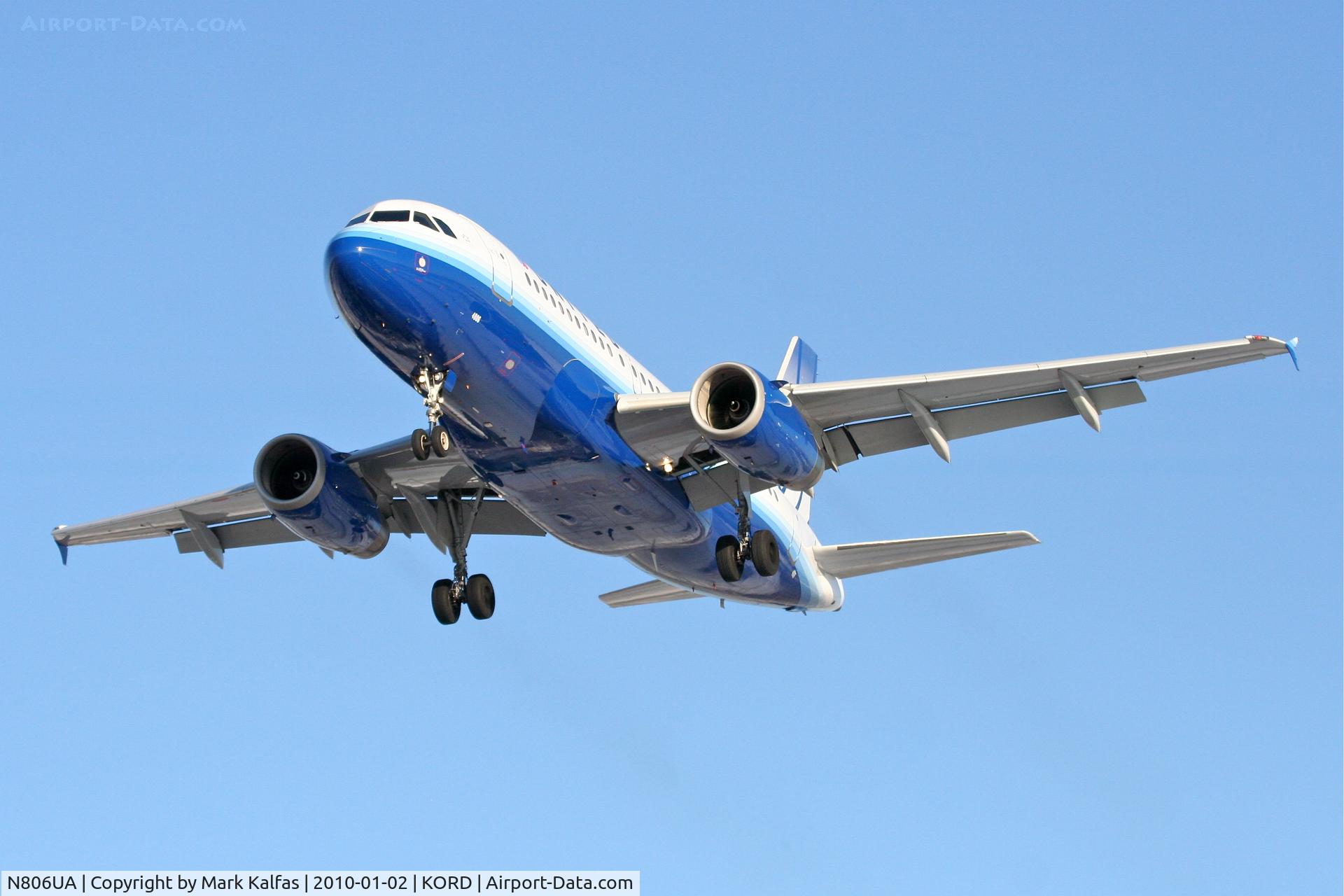 N806UA, 1998 Airbus A319-131 C/N 788, United Airlines Airbus A319-131, UAL683, arriving KORD 27L from KMSP.