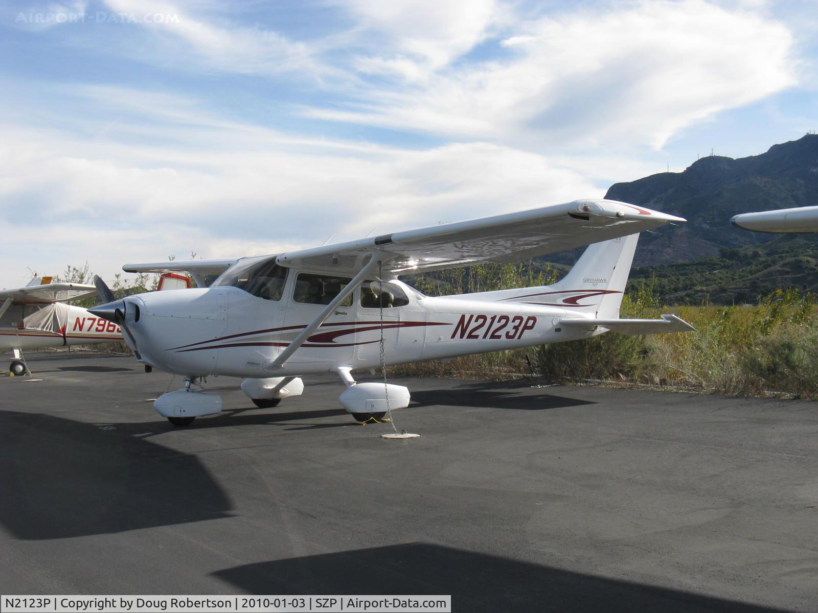 N2123P, 2005 Cessna 172S C/N 172S10000, 2005 Cessna 172S SKYHAWK SP II, Lycoming IO-360-L2A 180 Hp
