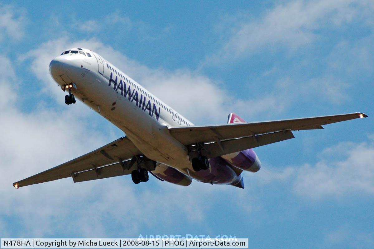 N478HA, 2001 Boeing 717-22A C/N 55123, At Maui