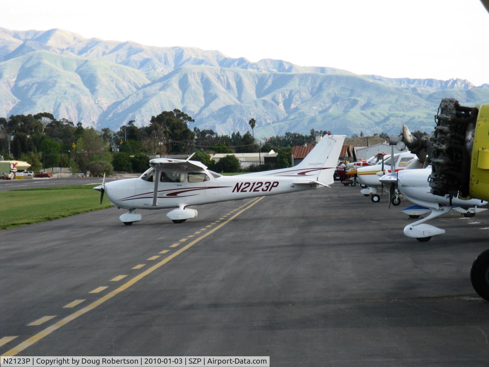 N2123P, 2005 Cessna 172S C/N 172S10000, 2005 Cessna 172S SKYHAWK SP II, Lycoming IO-360-L2A 180 Hp