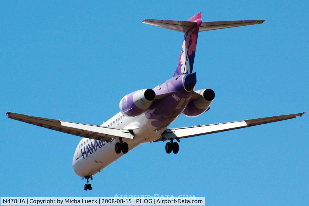 N478HA, 2001 Boeing 717-22A C/N 55123, At Maui