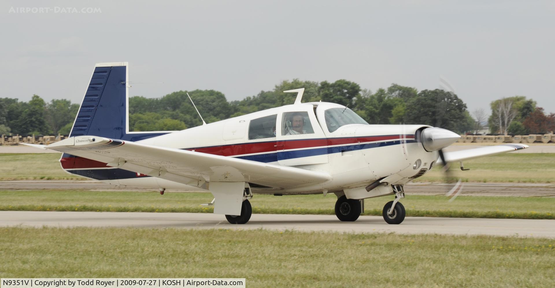 N9351V, 1969 Mooney M20E C/N 700008, EAA AIRVENTURE 2009