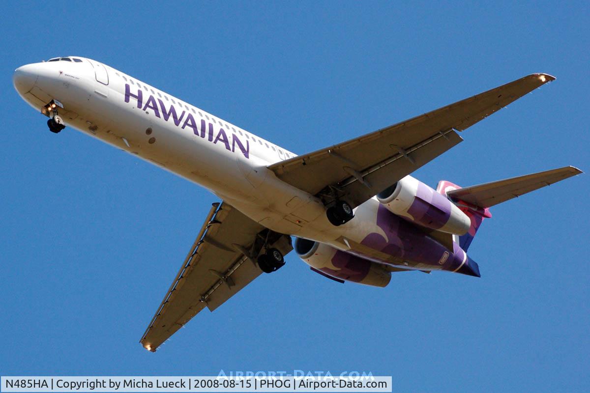 N485HA, 2001 Boeing 717-22A C/N 55130, At Maui