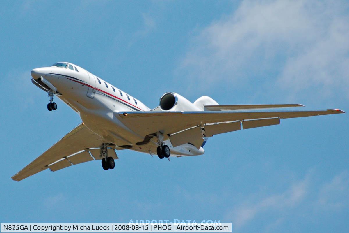 N825GA, 2001 Cessna 750 Citation X Citation X C/N 750-0143, At Maui