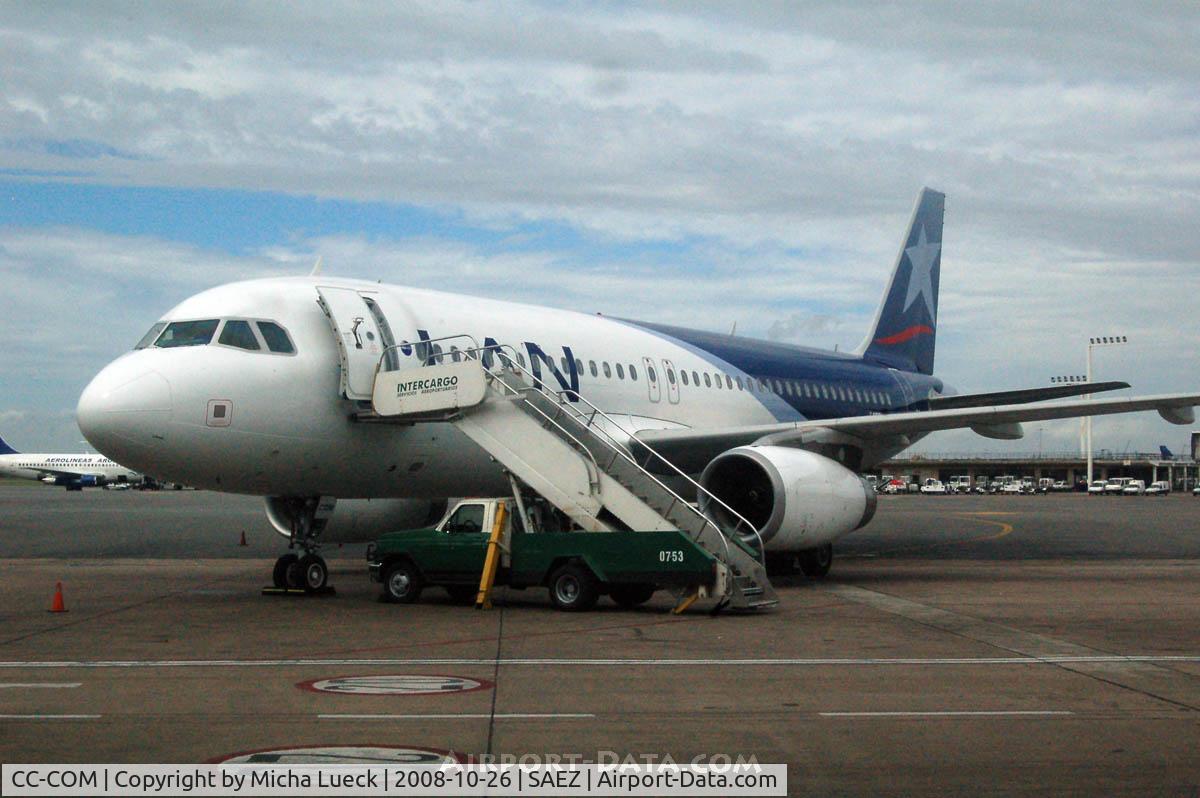 CC-COM, 2001 Airbus A320-233 C/N 1626, At Ezeiza
