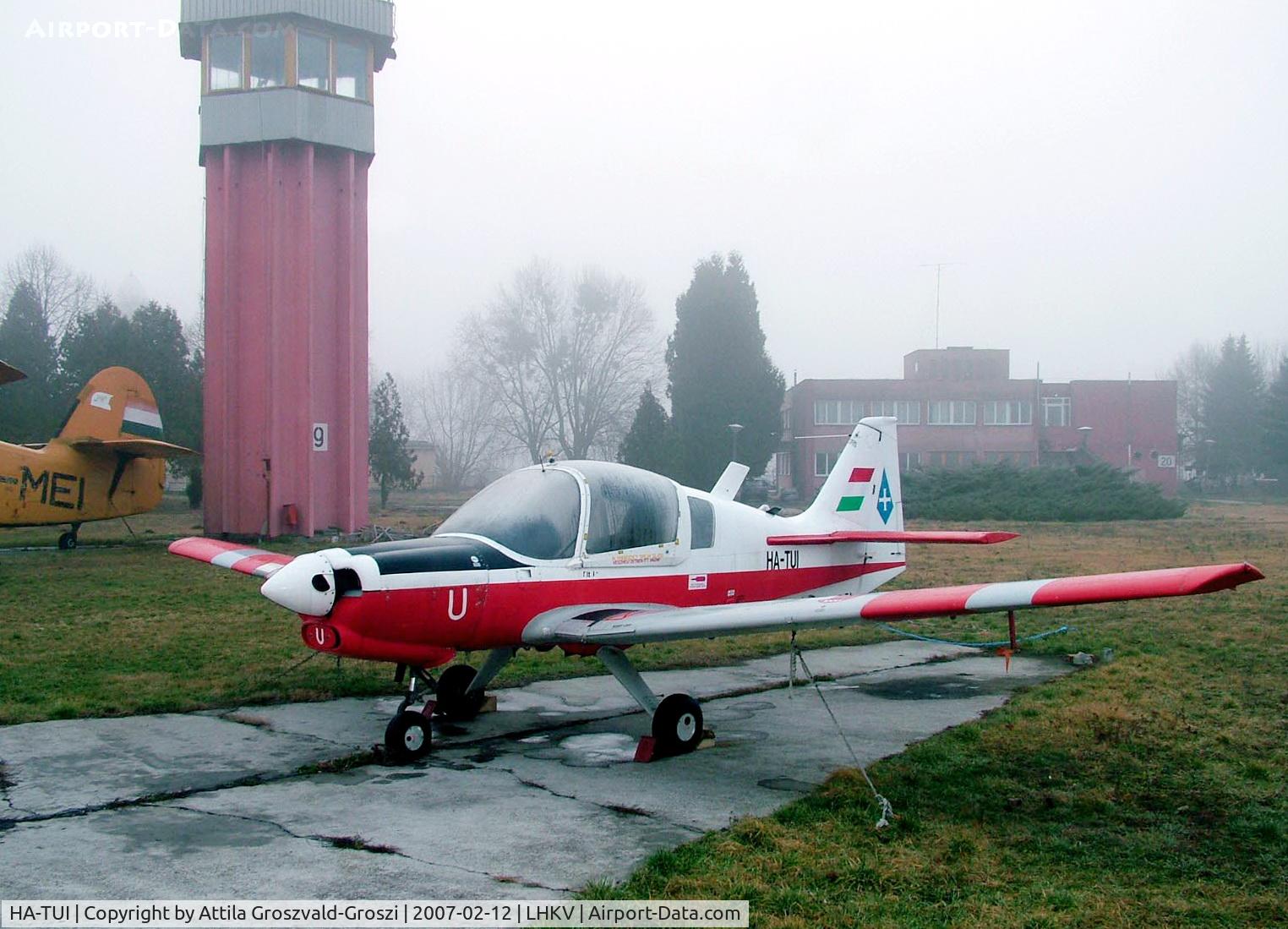 HA-TUI, 1982 Scottish Aviation Bulldog T.1 C/N BH120/219, Hungary-Kaposújlak airport.