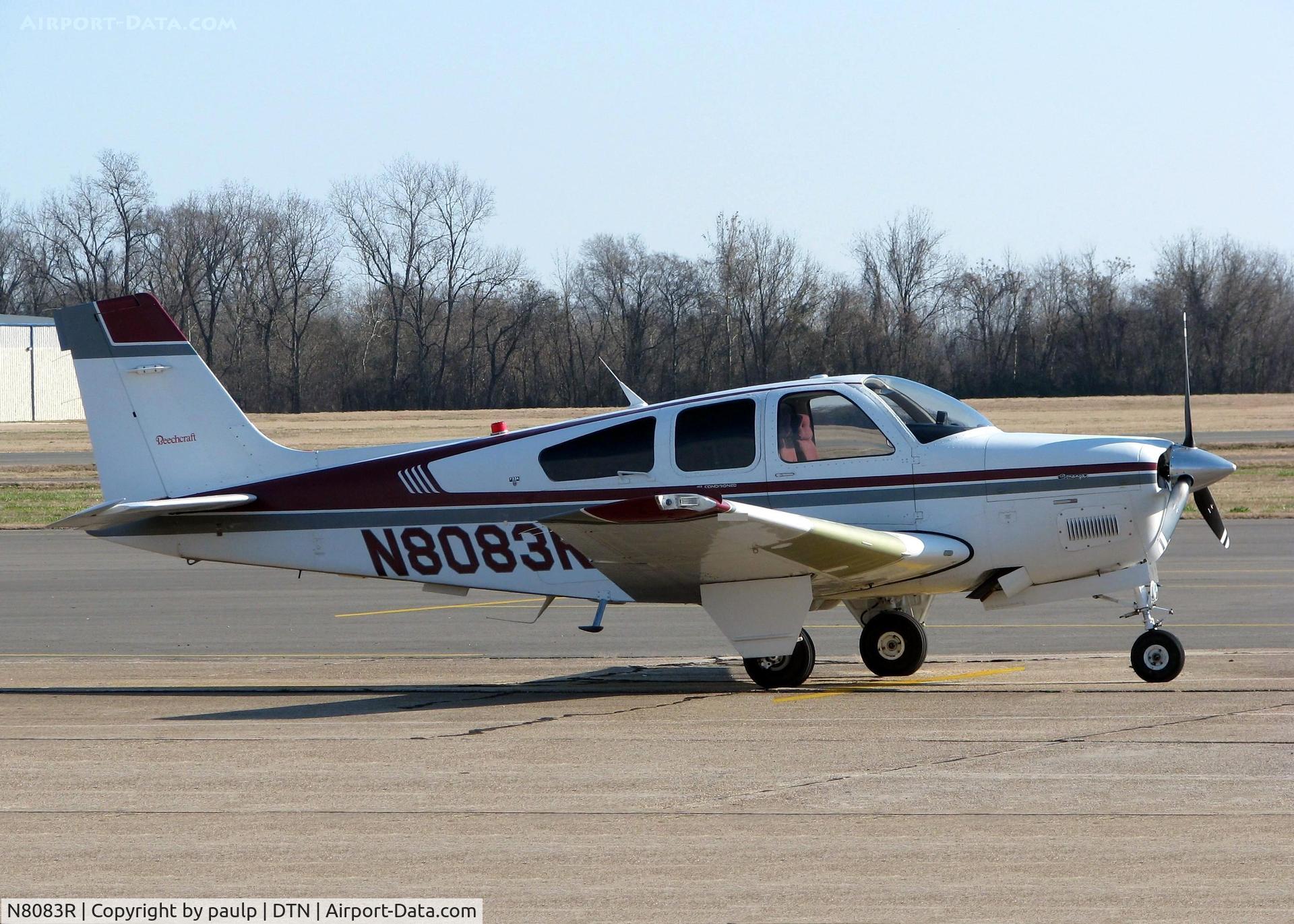 N8083R, 1992 Beech F33A Bonanza C/N CE-1689, At Downtown Shreveport.
