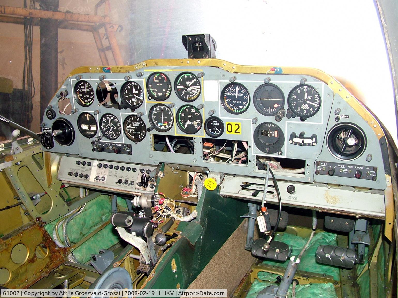 61002, 1971 Scottish Aviation Sk.61D Bulldog C/N 102, Hungary-Kaposújlak airport hangar - Cocpit
