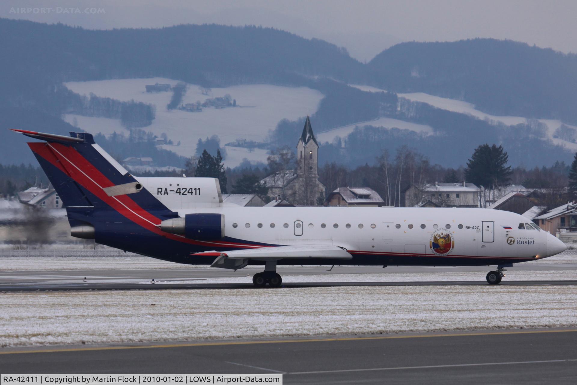 RA-42411, 1992 Yakovlev Yak-42D C/N 4520421219043, .