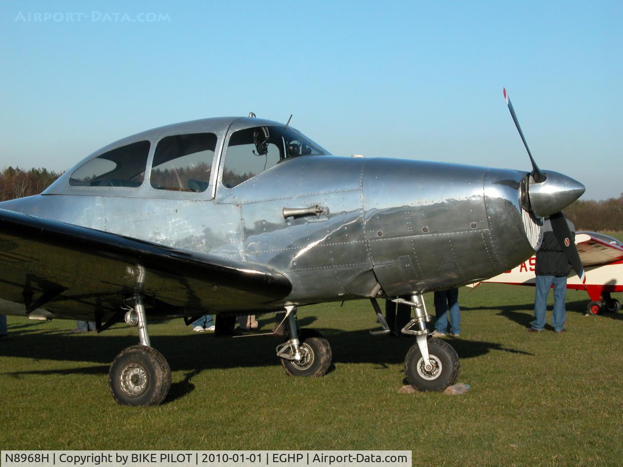 N8968H, 1947 North American Navion (NA-145) C/N NAV-4-968, NEW YEARS DAY FLY-IN