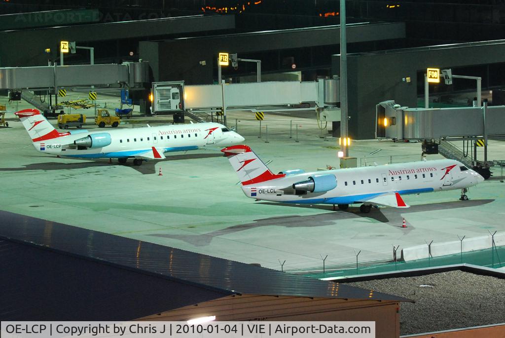 OE-LCP, 2001 Canadair CRJ-200LR (CL-600-2B19) C/N 7480, Austrian arrows Canadair Regional Jet CRJ200LR