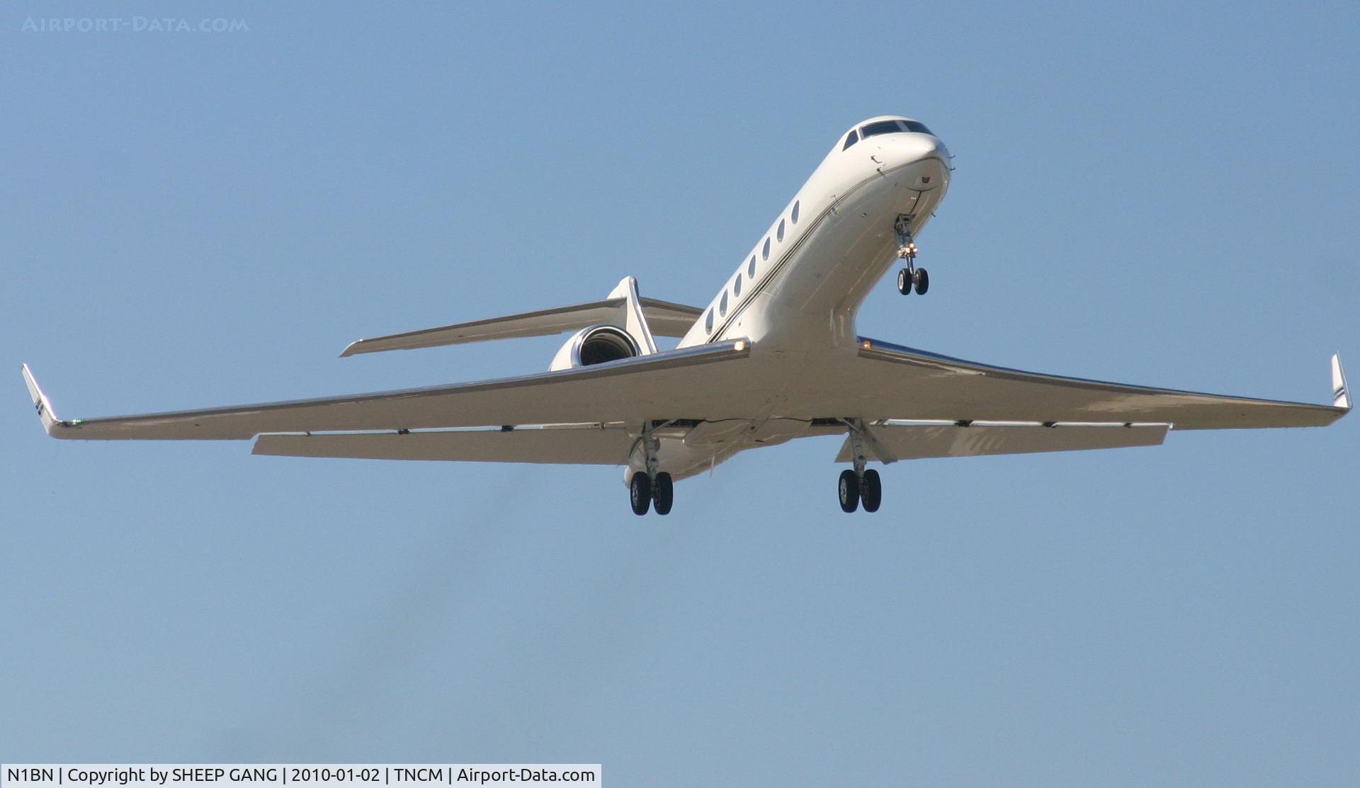 N1BN, 2004 Gulfstream Aerospace GV-SP (G550) C/N 5036, N1BN departing TNCM runway 10