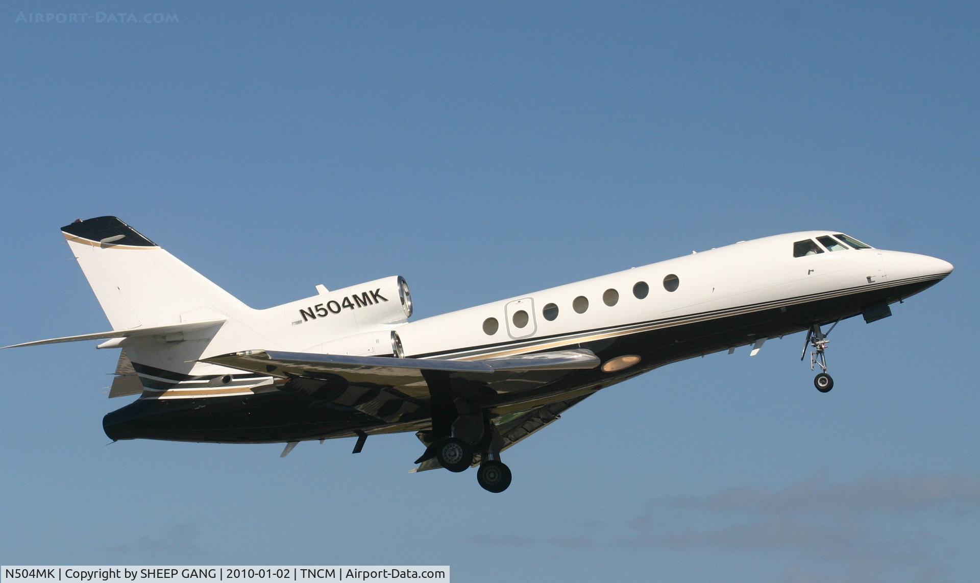 N504MK, 1990 Dassault Falcon 50 C/N 205, N504MK Just a next close up